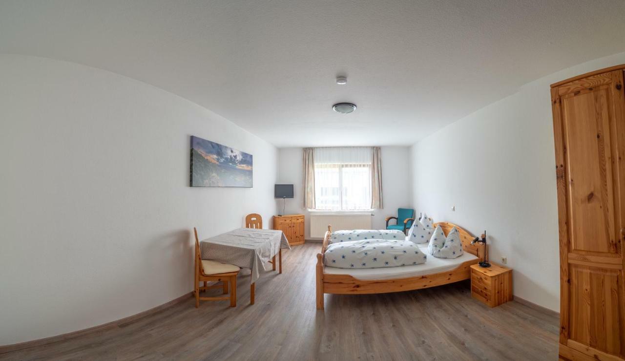 Gaestehaus Marion 데틴겐안데에름스 외부 사진